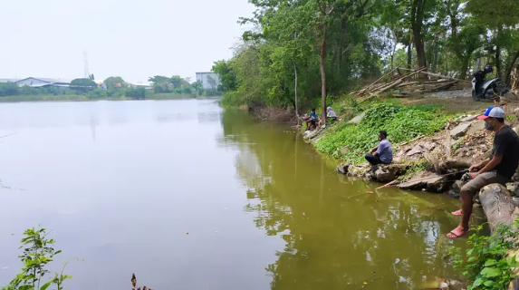 Mancing Waduk Sekitar Surabaya: Spot Terbaik dan Tips Jitu untuk Pemula